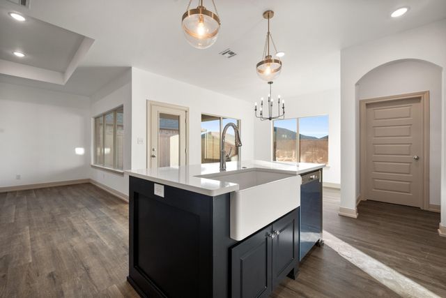 1426 15th Street, Shallowater, TX 79363