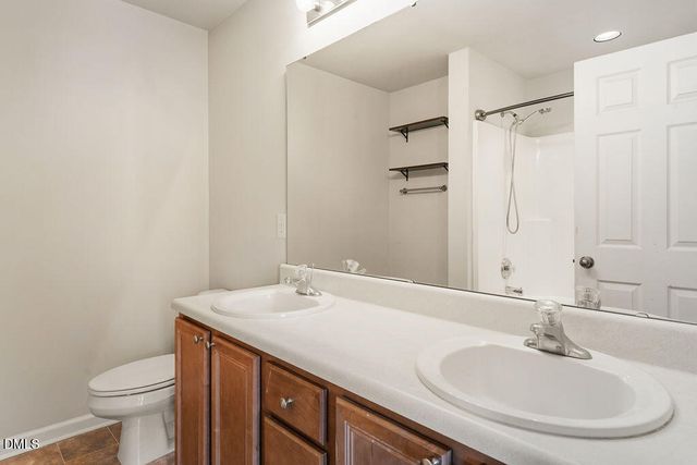 1043 Summerhouse Road, Cary, NC 27519