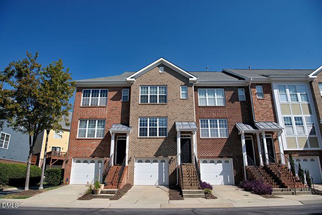 1043 Summerhouse Road, Cary, NC 27519
