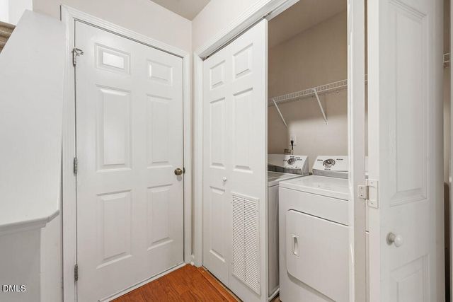 1043 Summerhouse Road, Cary, NC 27519