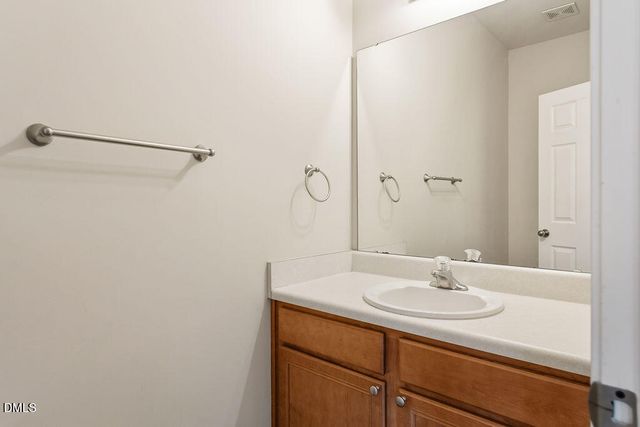 1043 Summerhouse Road, Cary, NC 27519