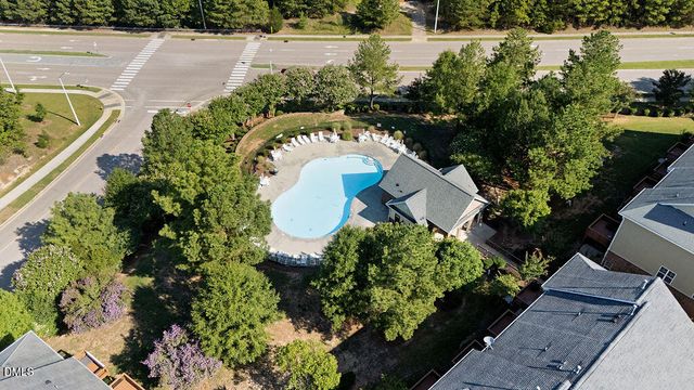 1043 Summerhouse Road, Cary, NC 27519