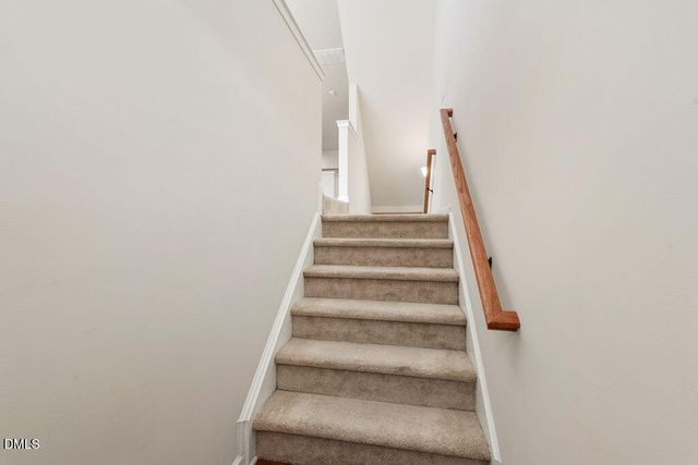 1043 Summerhouse Road, Cary, NC 27519