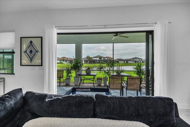 5609 CLEARWATER COURT, Lakewood Ranch, FL 34211
