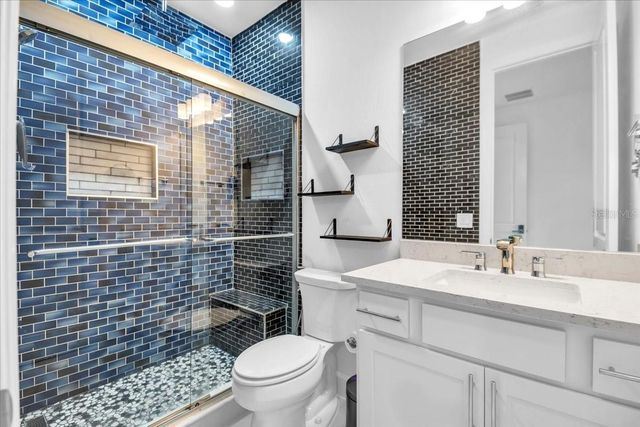 5609 CLEARWATER COURT, Lakewood Ranch, FL 34211