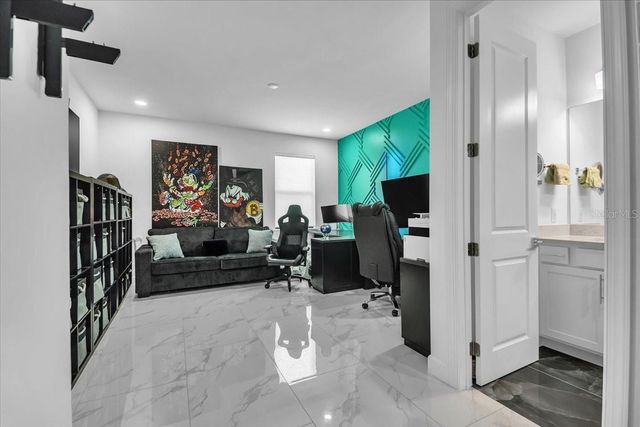 5609 CLEARWATER COURT, Lakewood Ranch, FL 34211