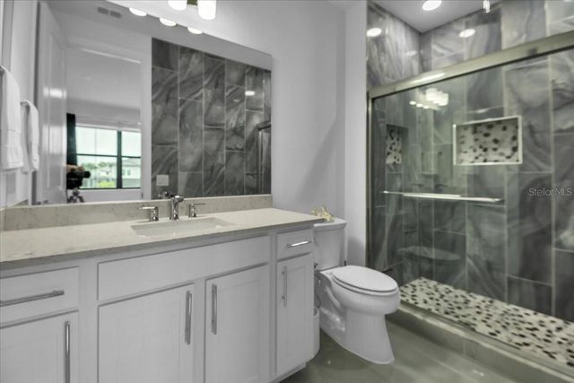 5609 CLEARWATER COURT, Lakewood Ranch, FL 34211