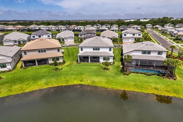 5609 CLEARWATER COURT, Lakewood Ranch, FL 34211