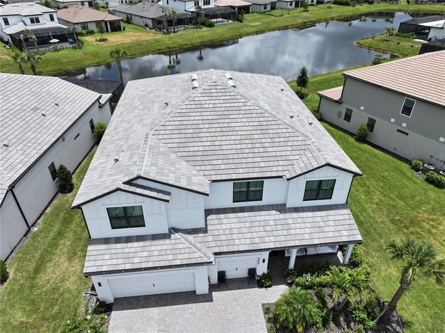 5609 CLEARWATER COURT, Lakewood Ranch, FL 34211