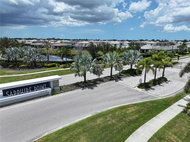 5609 CLEARWATER COURT, Lakewood Ranch, FL 34211
