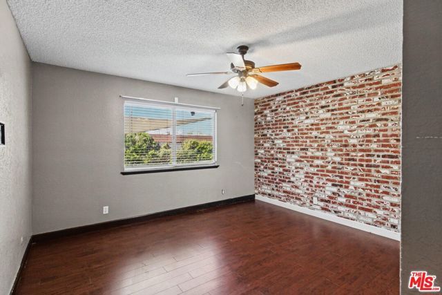 37925 Maureen Street, Palmdale, CA 93550