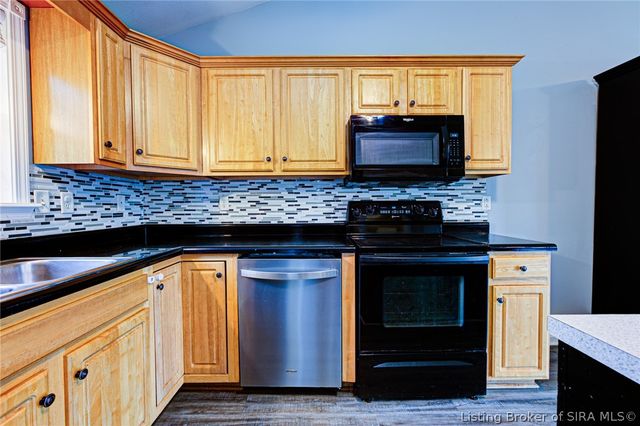 17541 Highway 31 S, Henryville, IN 47126