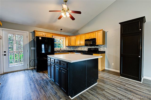 17541 Highway 31 S, Henryville, IN 47126