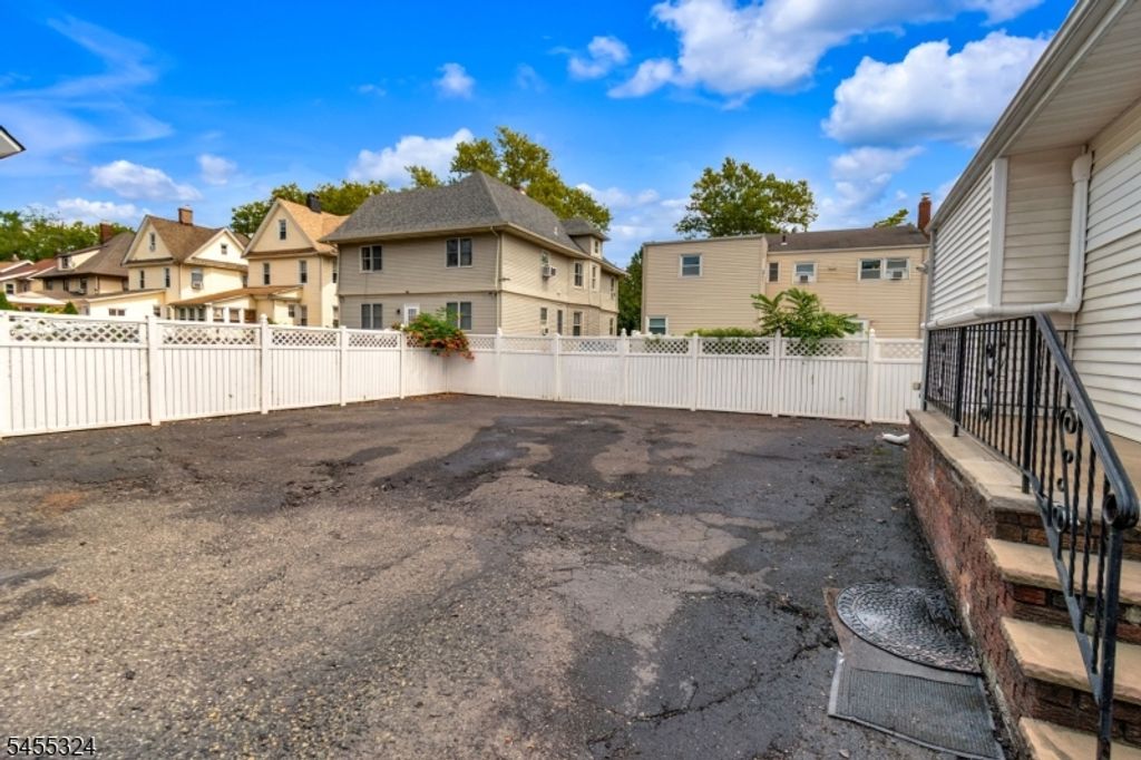 90 Cedar St, Ridgefield Park Village, NJ 07660 — photo 5