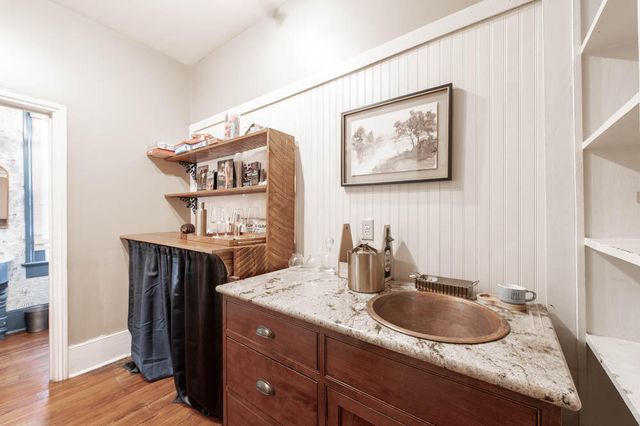 424 Barnwell Avenue NW, Aiken, SC 29801
