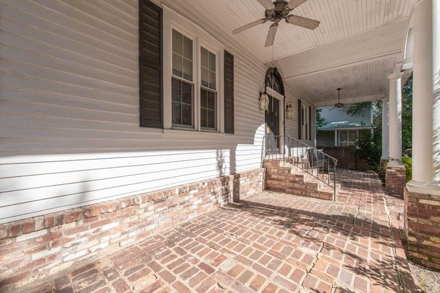 424 Barnwell Avenue NW, Aiken, SC 29801