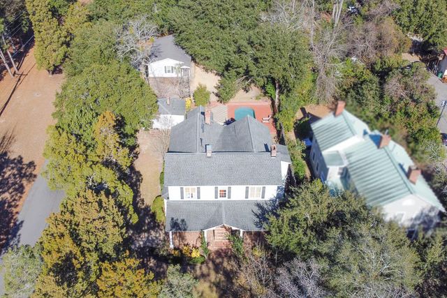 424 Barnwell Avenue NW, Aiken, SC 29801