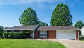 321 Neptune Lane, Godfrey, IL 62035