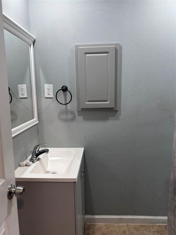 1212 Alamo Street, Rosenberg, TX 77471