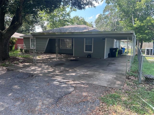 1212 Alamo Street, Rosenberg, TX 77471