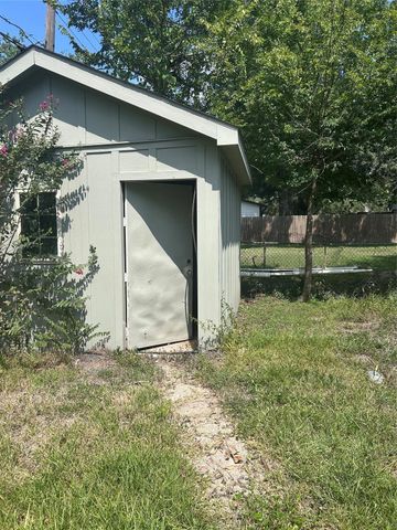 1212 Alamo Street, Rosenberg, TX 77471