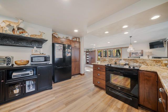 9286 KUMBIER ROAD, Winneconne, WI 54986