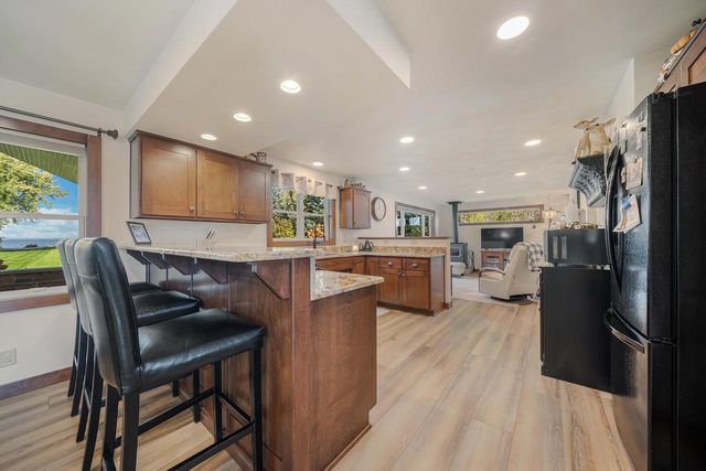 9286 KUMBIER ROAD, Winneconne, WI 54986