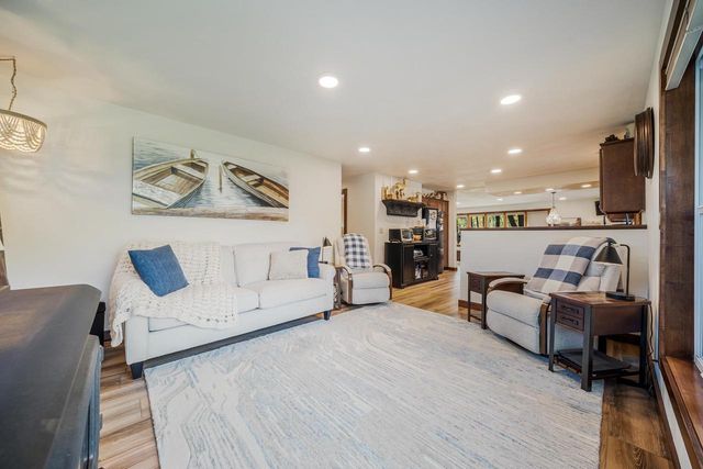 9286 KUMBIER ROAD, Winneconne, WI 54986