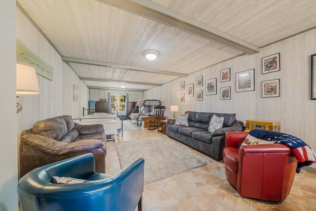 9286 KUMBIER ROAD, Winneconne, WI 54986