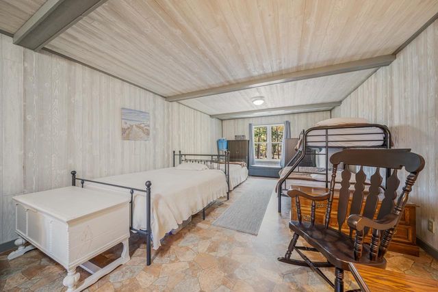 9286 KUMBIER ROAD, Winneconne, WI 54986