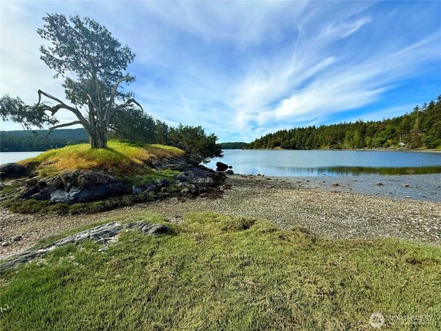 744 Tarte Road, Friday Harbor, WA 98250