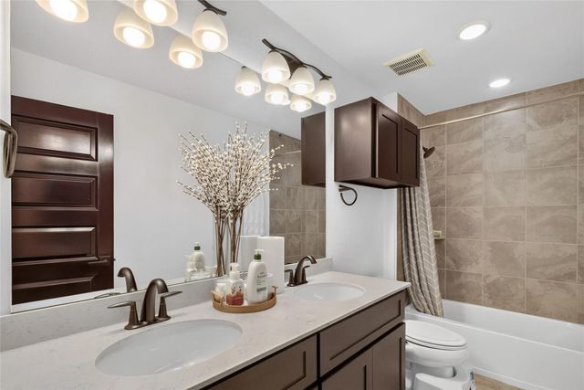 10514 Morning Oaks Drive, Missouri City, TX 77459