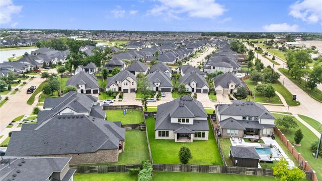 10514 Morning Oaks Drive, Missouri City, TX 77459