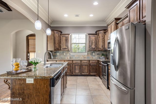 121 Mirada Lane, Lafayette, LA 70508