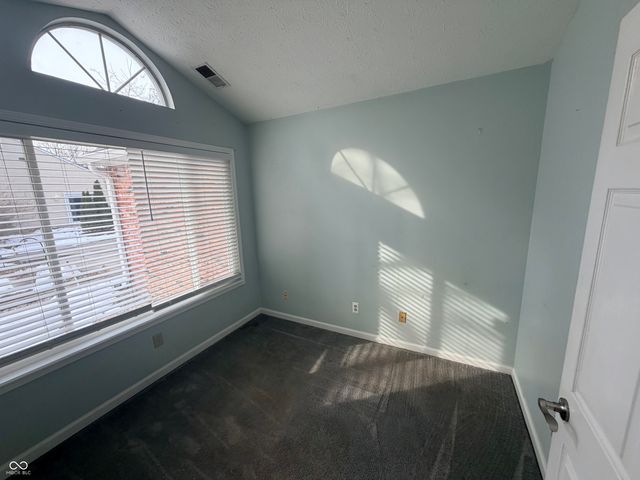 5159 Pin Oak Drive, Indianapolis, IN 46254