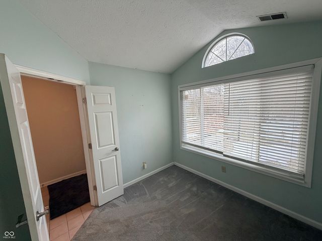 5159 Pin Oak Drive, Indianapolis, IN 46254