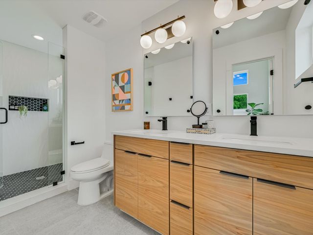 5603 Samuel Huston Ave 1, Austin, TX 78721