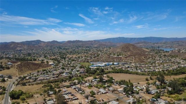 28740 SE Williams Drive, Menifee, CA 92587