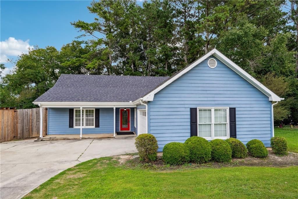1425 Shamrock Hill Circle, Loganville, GA 30052