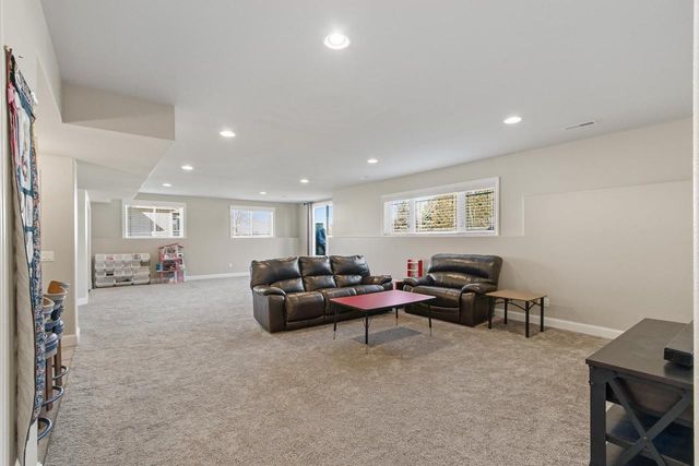 3122 Saddle Brooke Trail, Sun Prairie, WI 53590