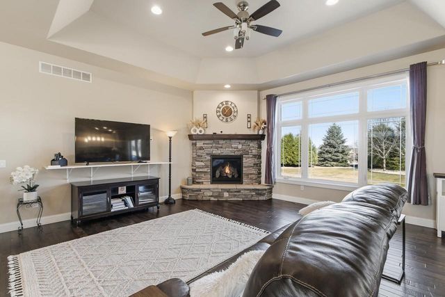 3122 Saddle Brooke Trail, Sun Prairie, WI 53590