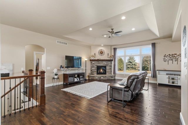 3122 Saddle Brooke Trail, Sun Prairie, WI 53590
