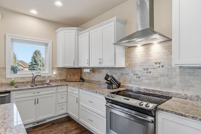 3122 Saddle Brooke Trail, Sun Prairie, WI 53590