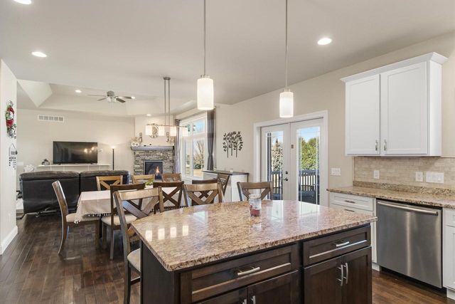 3122 Saddle Brooke Trail, Sun Prairie, WI 53590