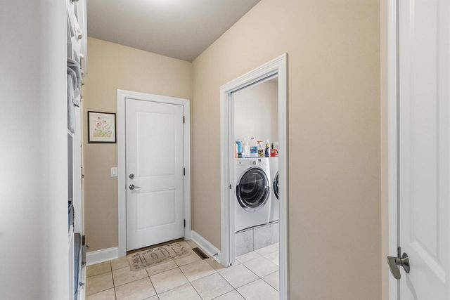 3122 Saddle Brooke Trail, Sun Prairie, WI 53590