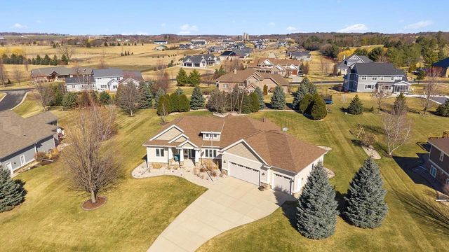 3122 Saddle Brooke Trail, Sun Prairie, WI 53590