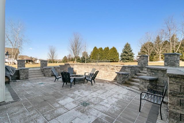 3122 Saddle Brooke Trail, Sun Prairie, WI 53590