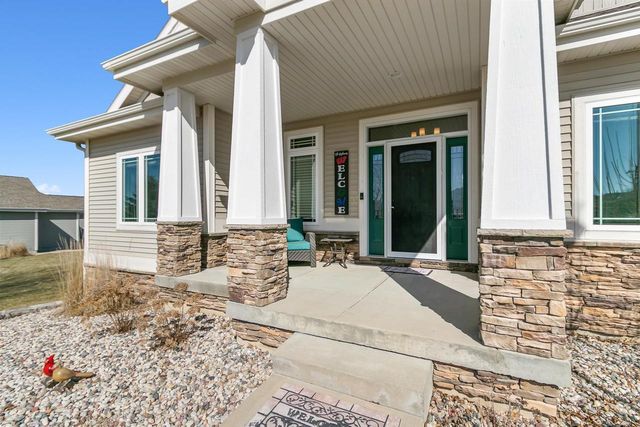 3122 Saddle Brooke Trail, Sun Prairie, WI 53590