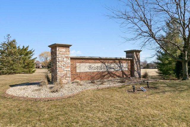 3122 Saddle Brooke Trail, Sun Prairie, WI 53590