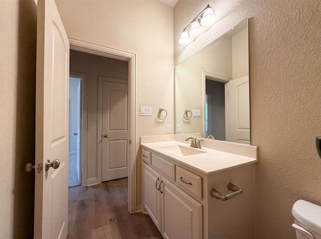 3005 S College Avenue, Decatur, TX 76234